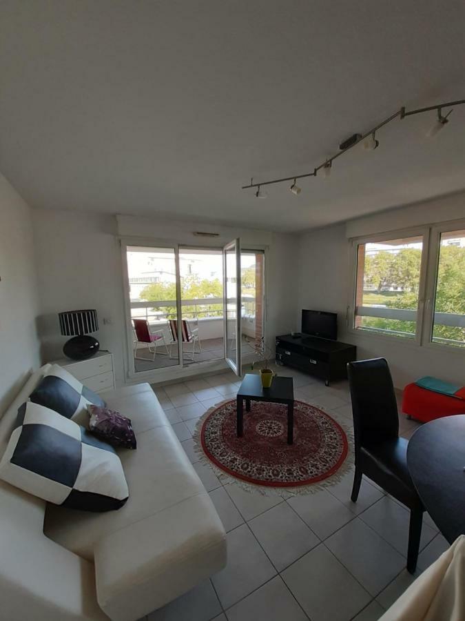 De L'etoile Apartment